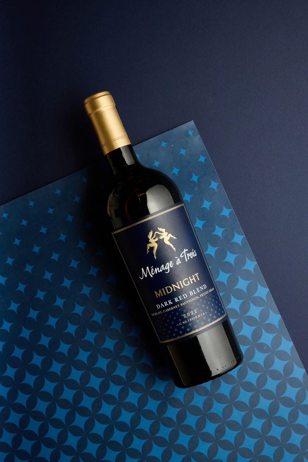 Bottle of Ménage à Trois Midnight Dark Red Blend red wine